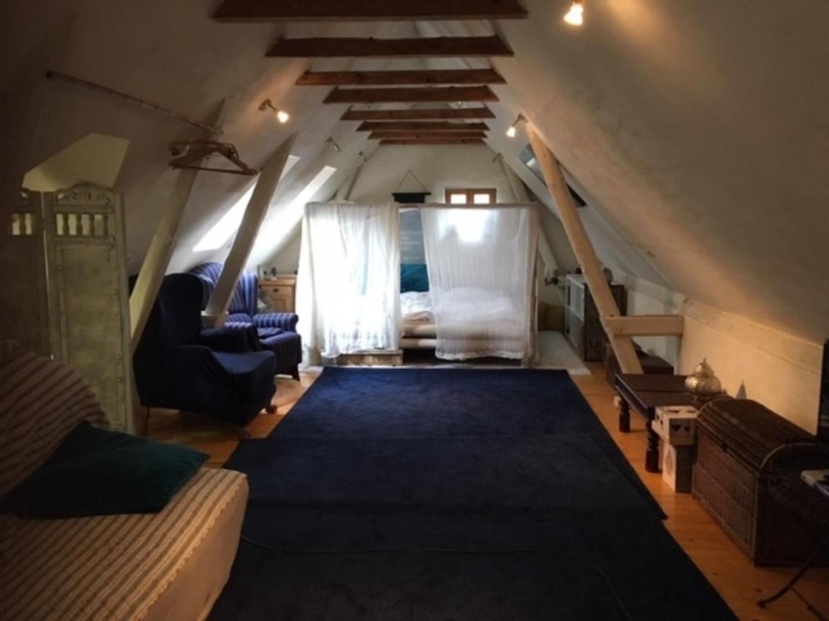 Himmelbettzimmer im Klosterdorf Neustadt am Rübenberge Exterior foto